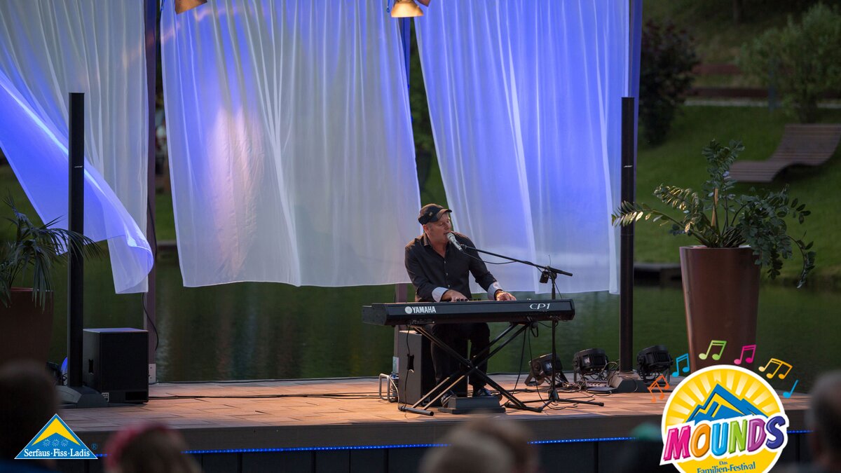 Charlie Glass | © Andreas Kirschner Charlie Glass bei seinem Auftritt beim Mounds Konzert in Serfaus Fiss Ladis in Tirol | © Andreas Kirschner