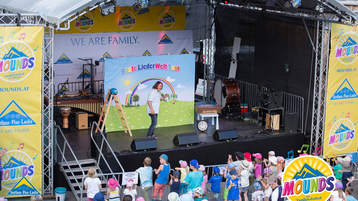 Detlev Jöcker | © Andreas Kirschner Detlev Jöcker beim Mounds Konzert in Serfaus Fiss Ladis in Tirol | © Andreas Kirschner
