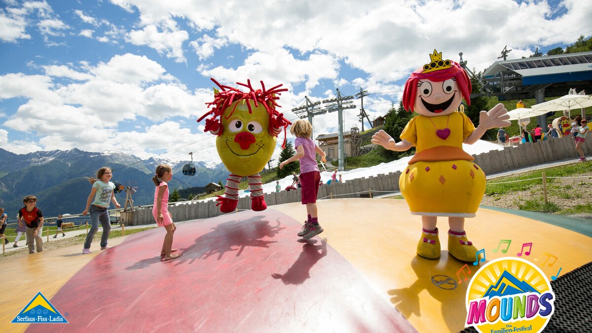 Frank und seine Freunde | © Andreas Kirschner Frank und seine Freunde hatten Spaß auf der Möseralm beim Mounds Konzert in Serfaus Fiss Ladis in Tirol | © Andreas Kirschner