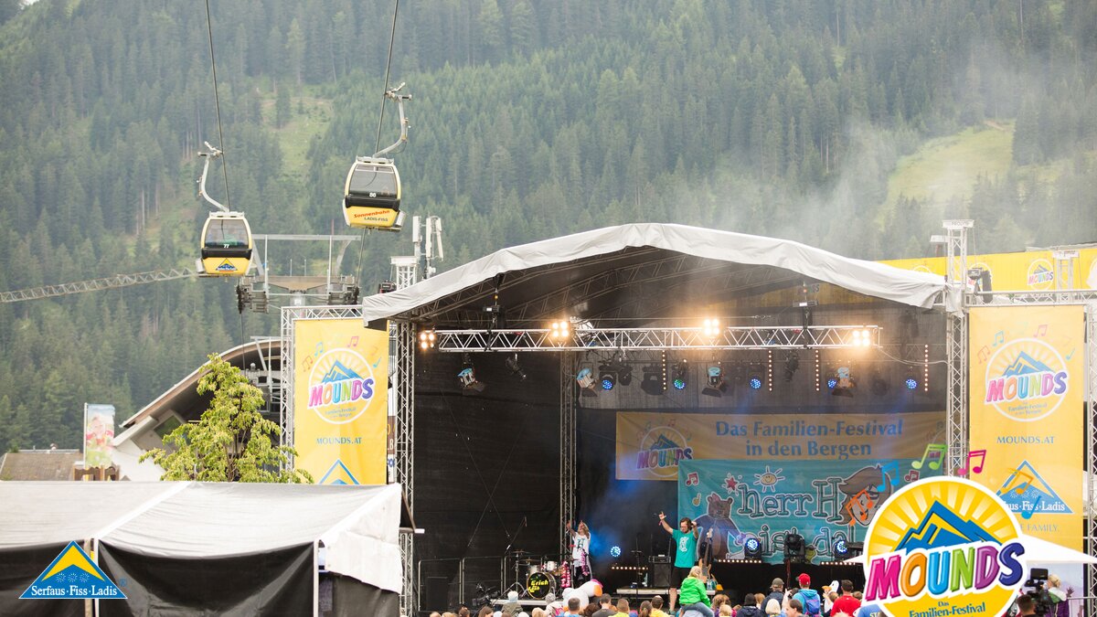 herrH | © Andreas Kirschner Tolle Kulisse beim Mounds Konzert von herrH in Serfaus Fiss Ladis in Tirol | © Andreas Kirschner