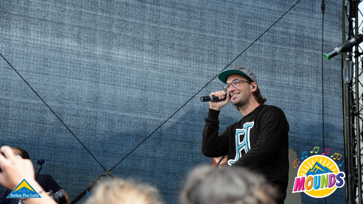 herrH | © Serfaus Fiss Ladis herrH alias Simon Horn auf der MOUNDS Festivalbühne in Serfaus Fiss Ladis in Tirol | © Serfaus Fiss Ladis