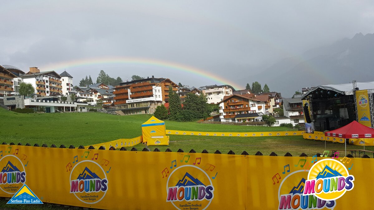Regenbogen | © Serfaus Fiss Ladis Regenbogen bei MOUNDS - Dem Musikfestival für die ganze Familie in Serfaus Fiss Ladis in Tirol | © Serfaus Fiss Ladis
