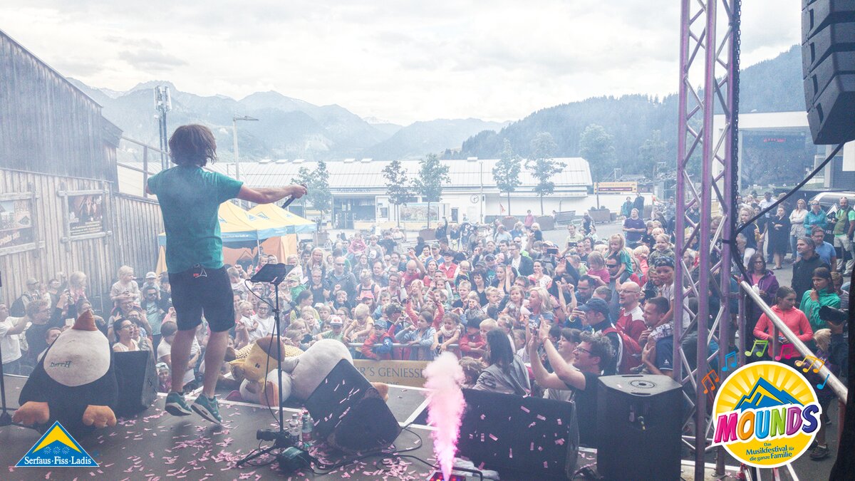 Tolle Stimmung bei herrH | © Serfaus-Fiss-Ladis Ausgezeichnete Stimmung beim herrH Konzert in Serfaus-Fiss-Ladis in Tirol | © Serfaus-Fiss-Ladis