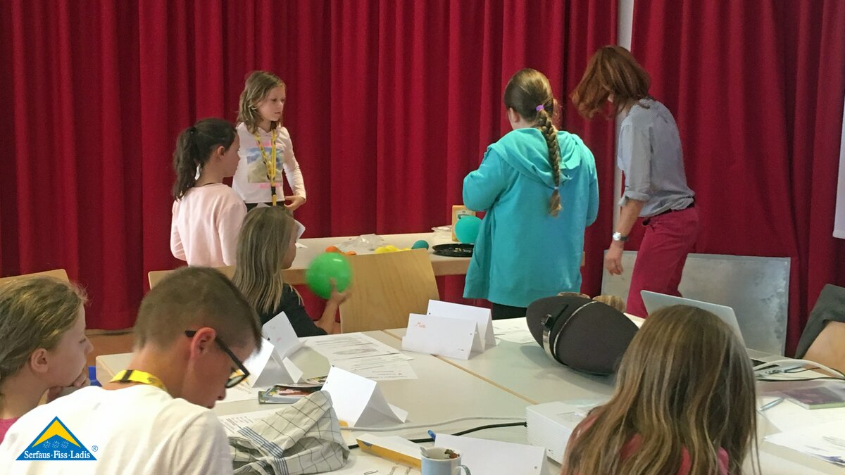 Workshop Anna Benzing | © Serfaus-Fiss-Ladis Anna Benzing bei MOUNDS in Serfaus-Fiss-Ladis in Tirol | © Serfaus-Fiss-Ladis