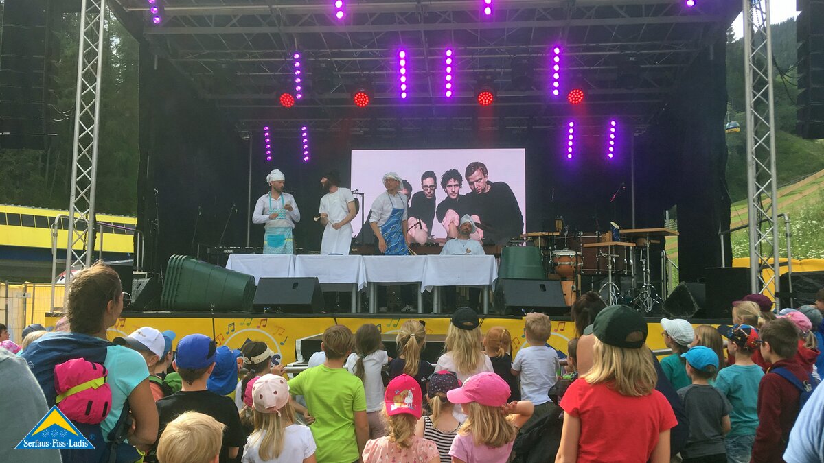 Konzert Tom der Trommler | © Serfaus-Fiss-Ladis Tom der Trommler bei MOUNDS in Serfaus-Fiss-Ladis in Tirol | © Serfaus-Fiss-Ladis