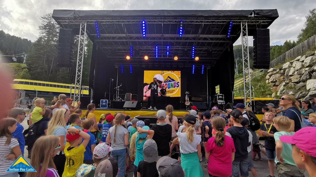 MOUNDS Konzert von Bürger Lars Dietrich | © Serfaus-Fiss-Ladis Bürger Lars Dietrich bei MOUNDS in Serfaus-Fiss-Ladis in Österreich | © Serfaus-Fiss-Ladis