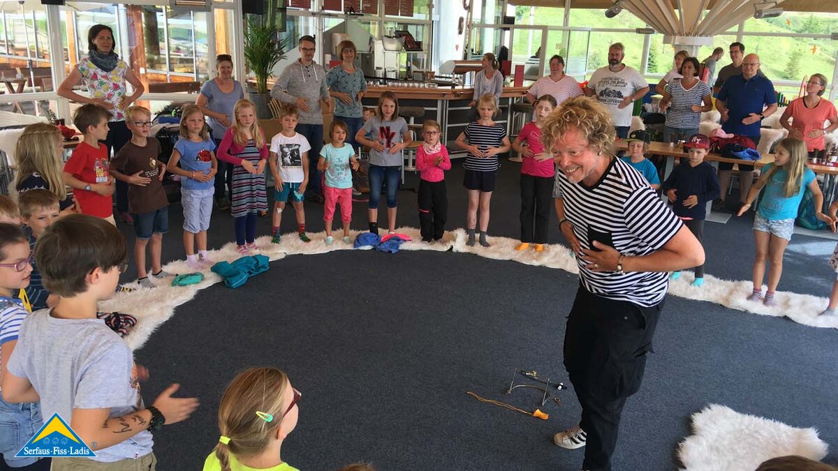 Workshop mit Mirko Frank | © Serfaus-Fiss-Ladis Workshop mit Mirko Frank bei MOUNDS in Serfaus-Fiss-Ladis in Österreich | © Serfaus-Fiss-Ladis